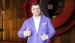 За кадром